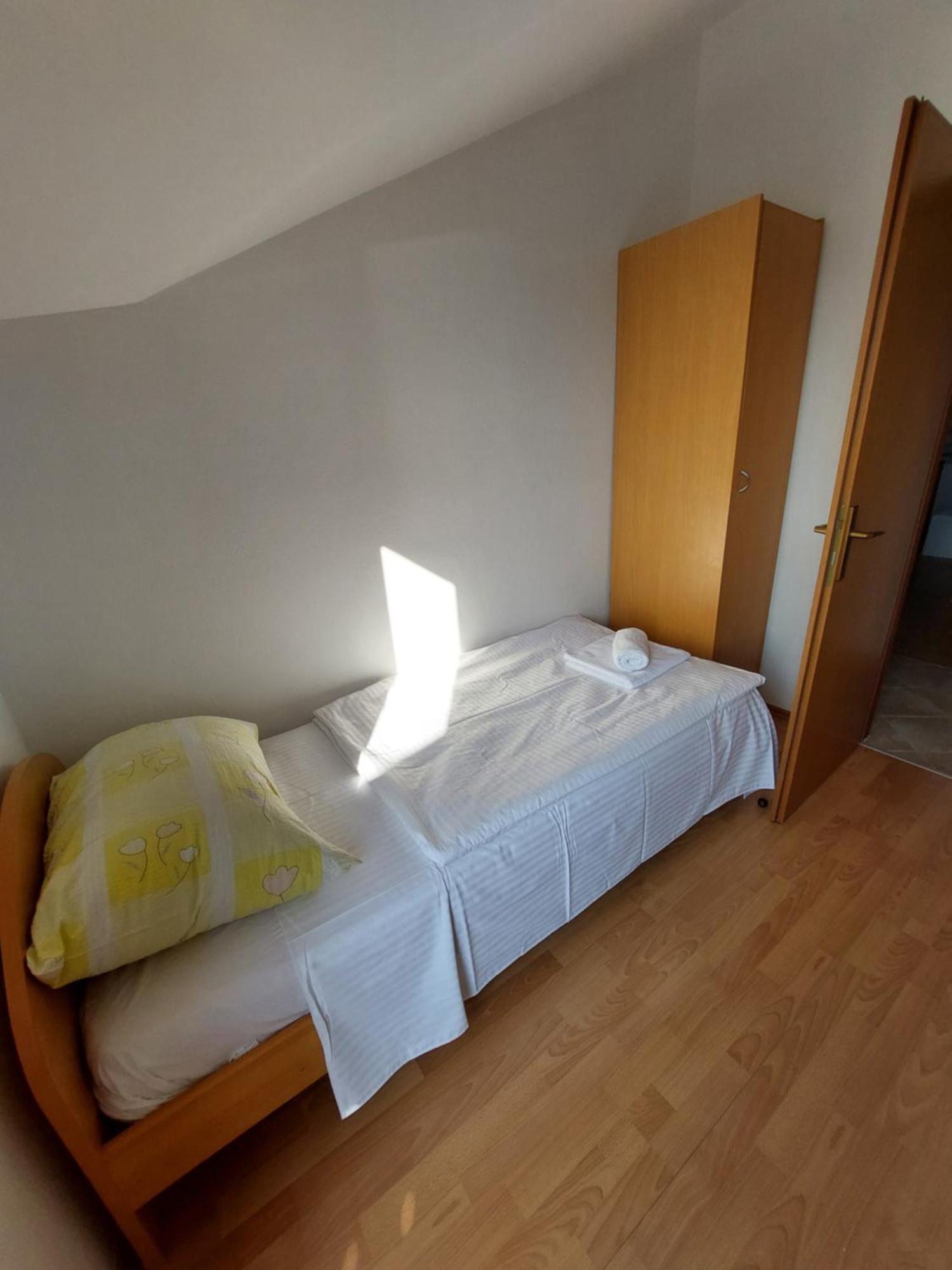 Apartmani Romana Punat Ngoại thất bức ảnh